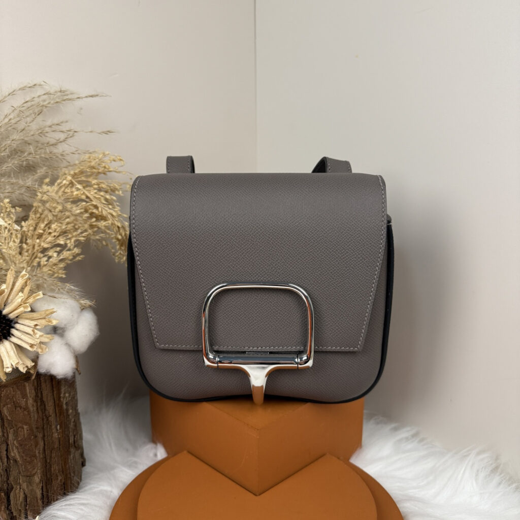 【厳選新入荷】エルメス Della Cavalleria Mini サドル金具クロスボディバッグ「乗馬モチーフ本革ショルダー」