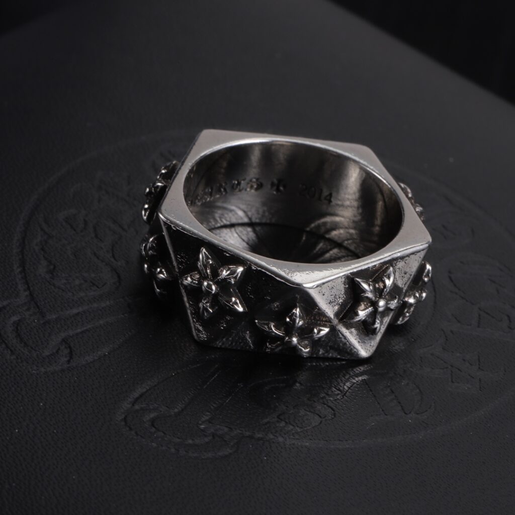 クロムハーツ「Chrome Hearts」クラシックヴィンテージ＆モダンリング