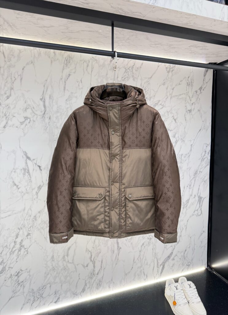 ルイ・ヴィトン「Louis Vuitton」Down Blouson ダウンジャケット