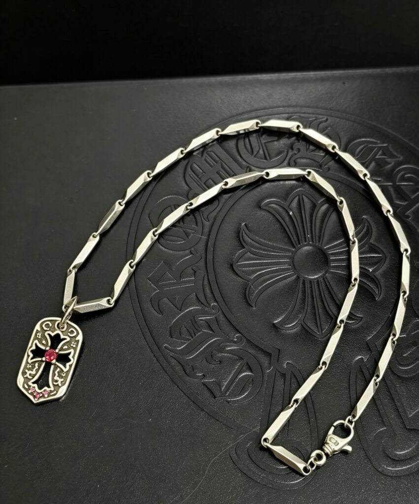 クロムハーツ「Chrome Hearts」チャームペンダント 2026