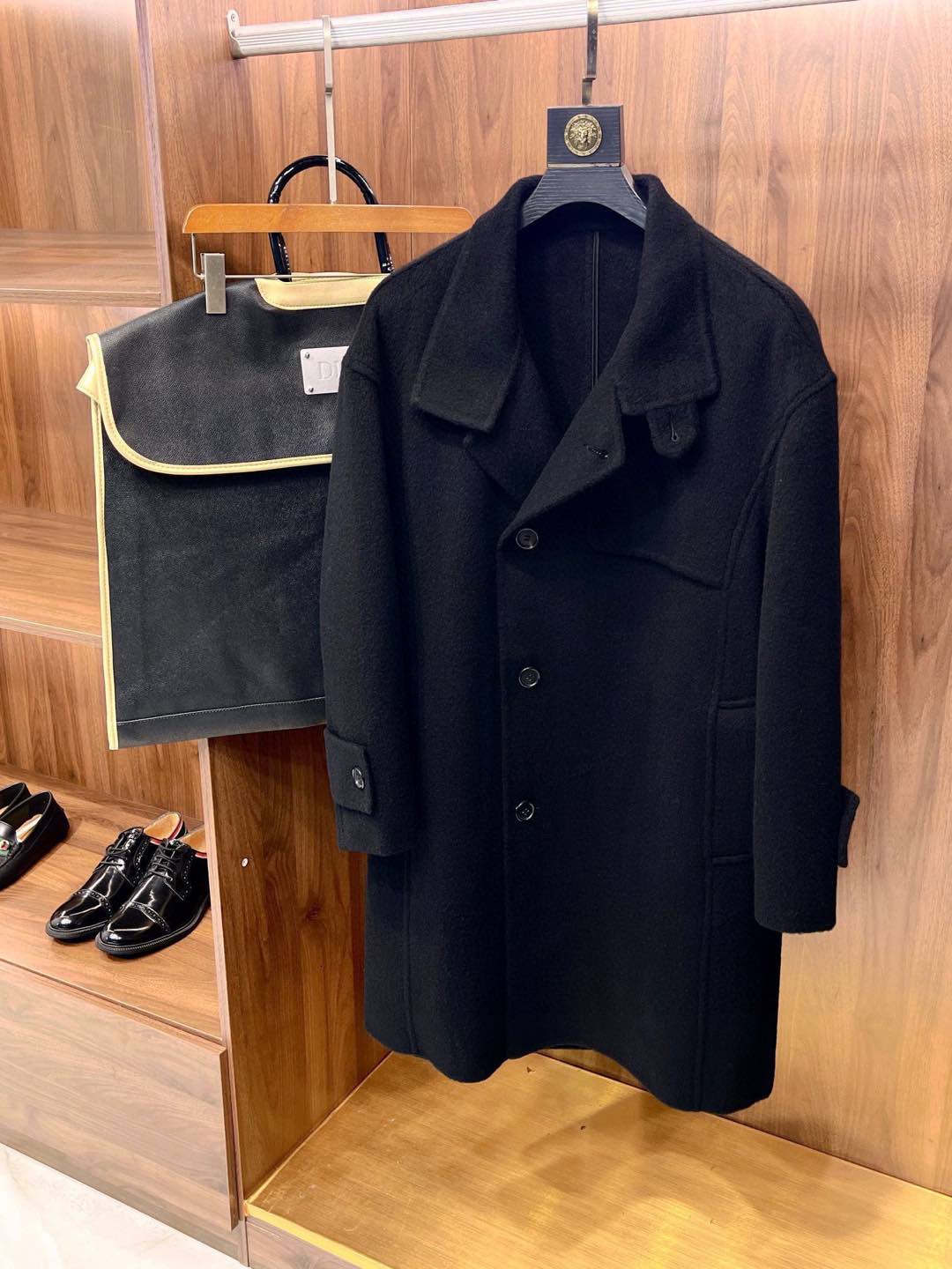 ディオール「Dior」オータムウィンター メンズロングコート