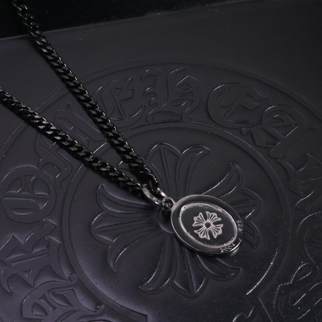 クロムハーツ「Chrome Hearts」チャームペンダント 2026