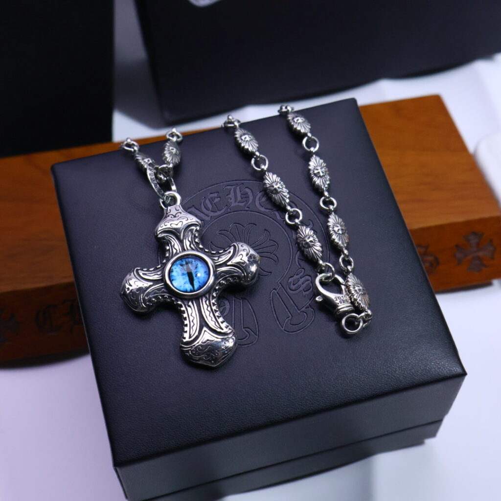 クロムハーツ「Chrome Hearts」チャームペンダント 2026