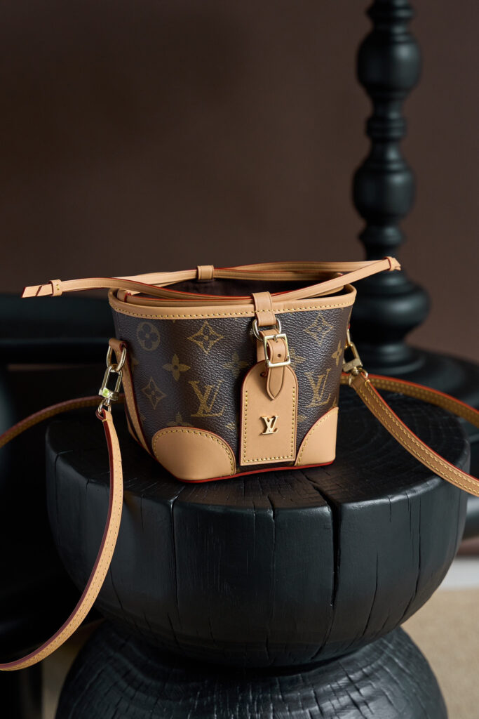ルイ・ヴィトン NOÉ PURSE LV CHARMS ハンドバッグ