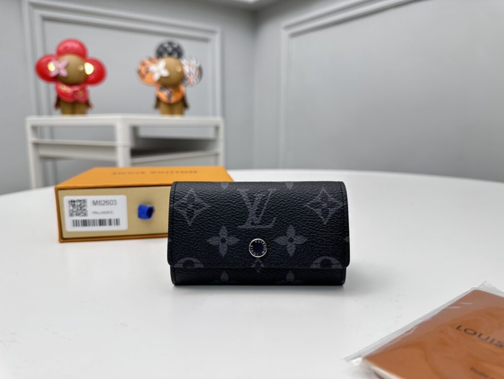 ルイ・ヴィトン「Louis Vuitton」キーケース ミュルティクレ