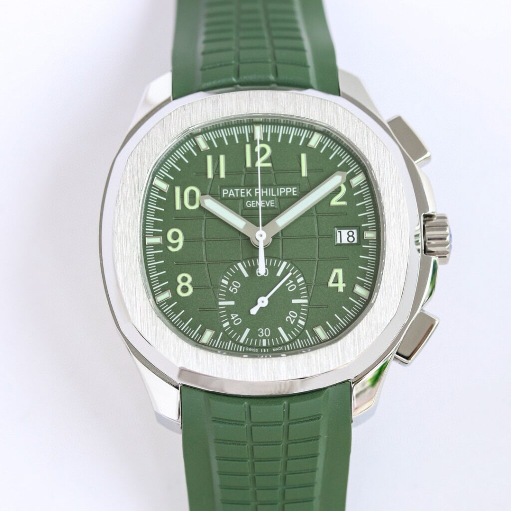 パテック・フィリップ「Patek Philippe」アクアノート クロノグラフ 42.2mm メンズウォッチ