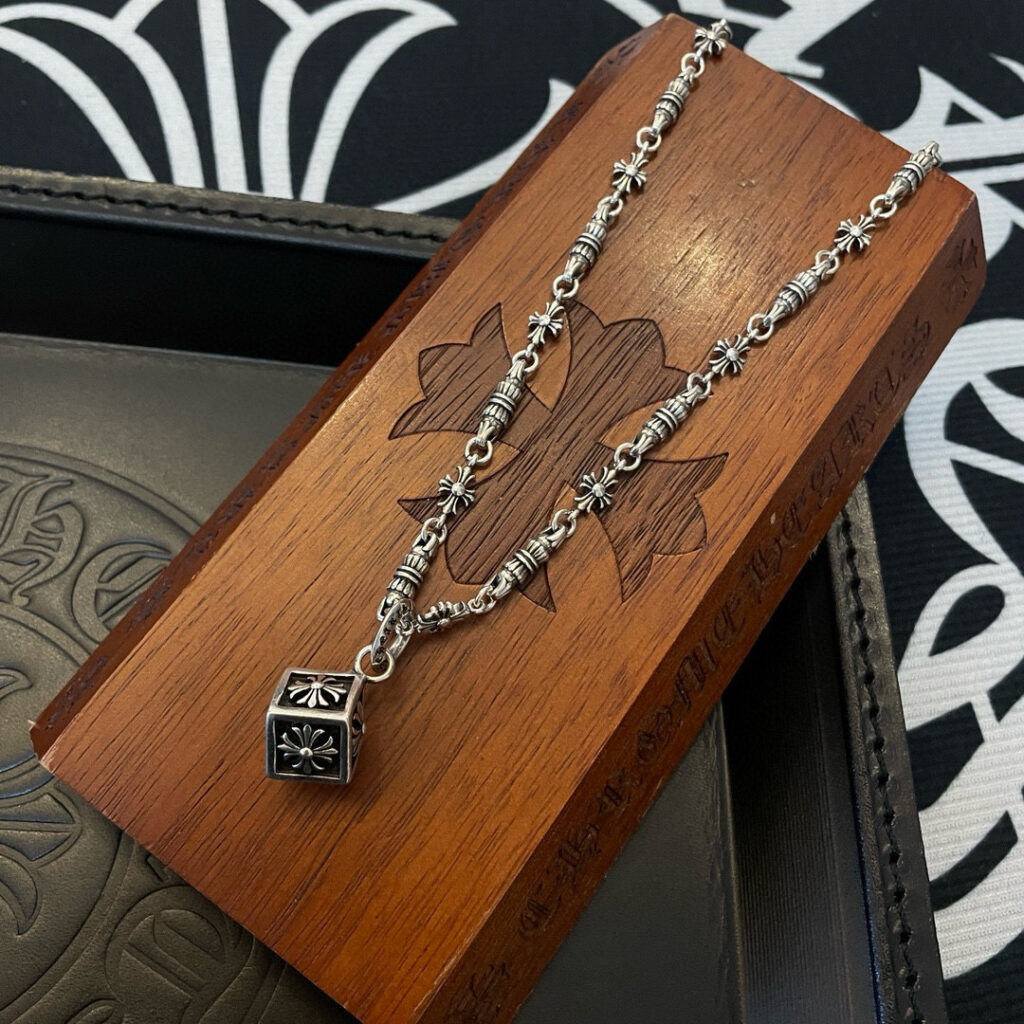 クロムハーツ「Chrome Hearts」クラシック ペンダントネックレス - 男女兼用