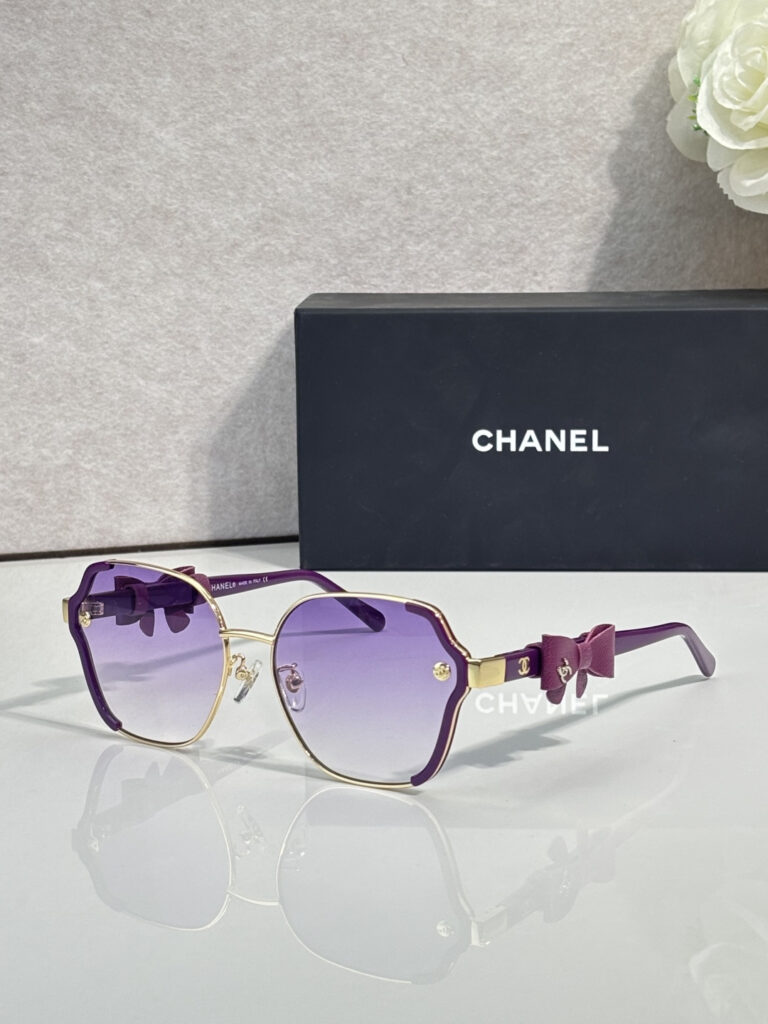 【新作到着】Chanel ハイセンスデザインサングラス「遮光レンズ搭載」