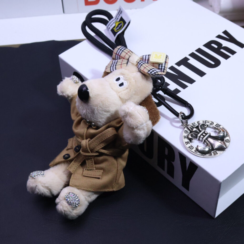 クロムハーツ「Chrome Hearts」バッグチャーム - すべてのトレンドバッグに合わせて、クールでキュートなスタイルを