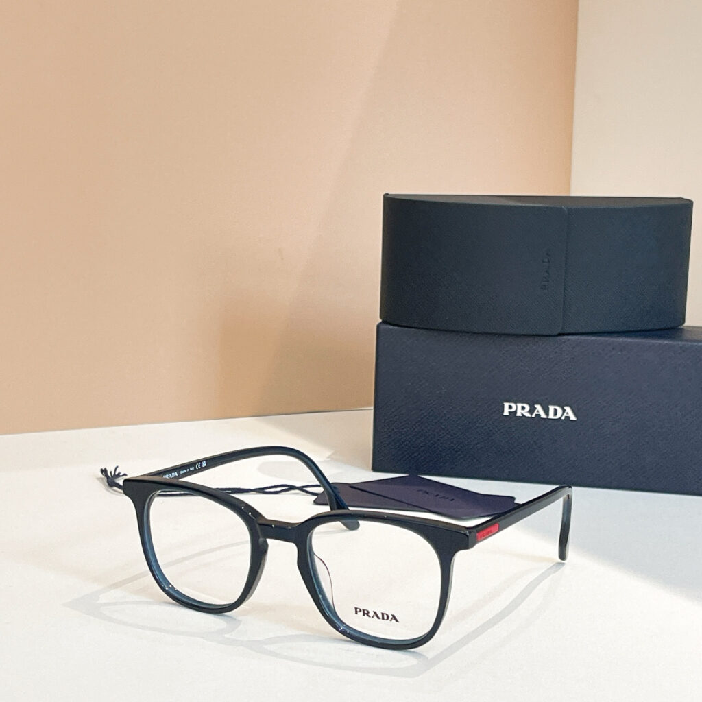 【厳選在庫】Prada ビジネス兼用高級サングラス「全天候遮光」